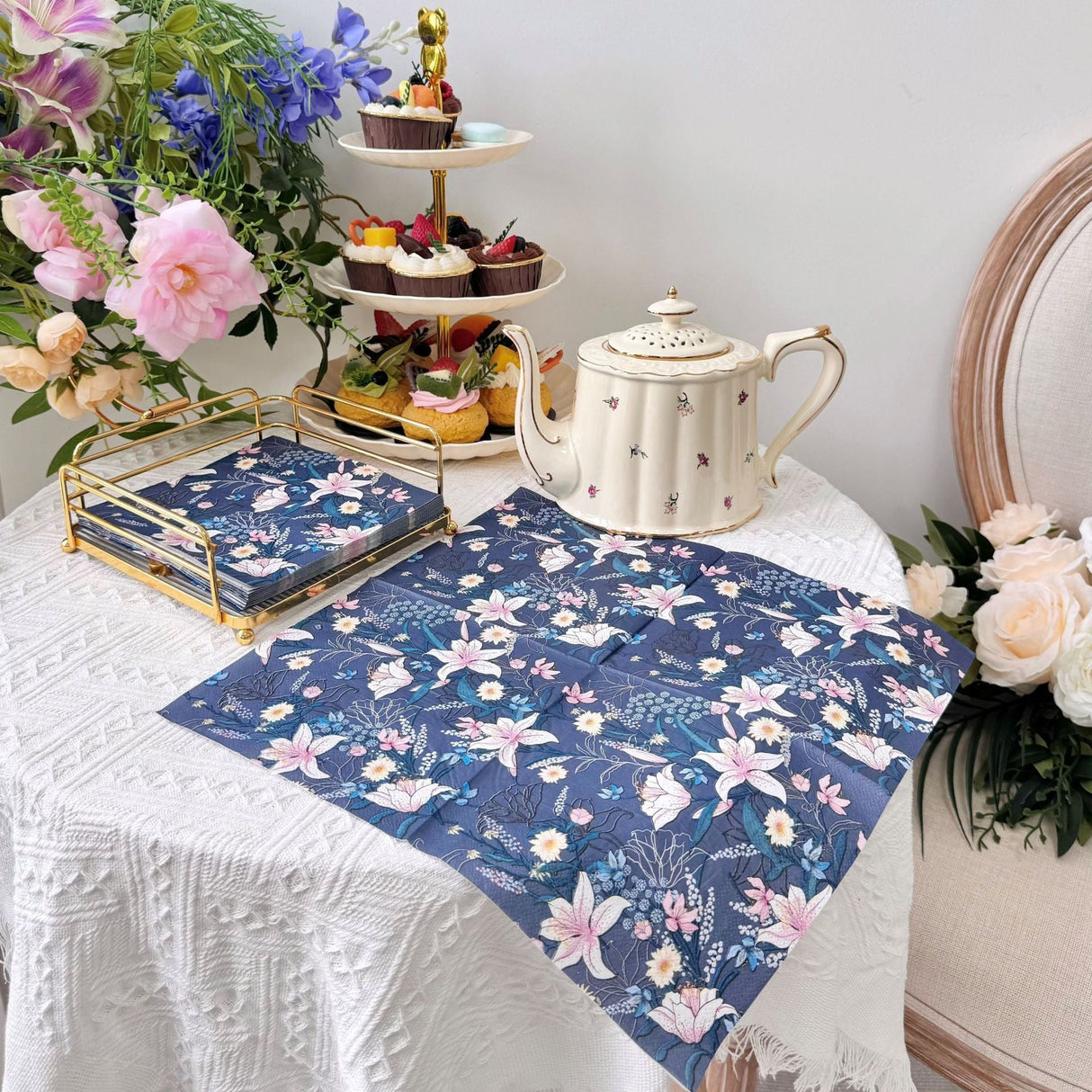 20 Pcs Paper Beverage Napkins 2 Ply Navy Blue with Water Lily Floral Design 6.5"x6.5" - YauSpark