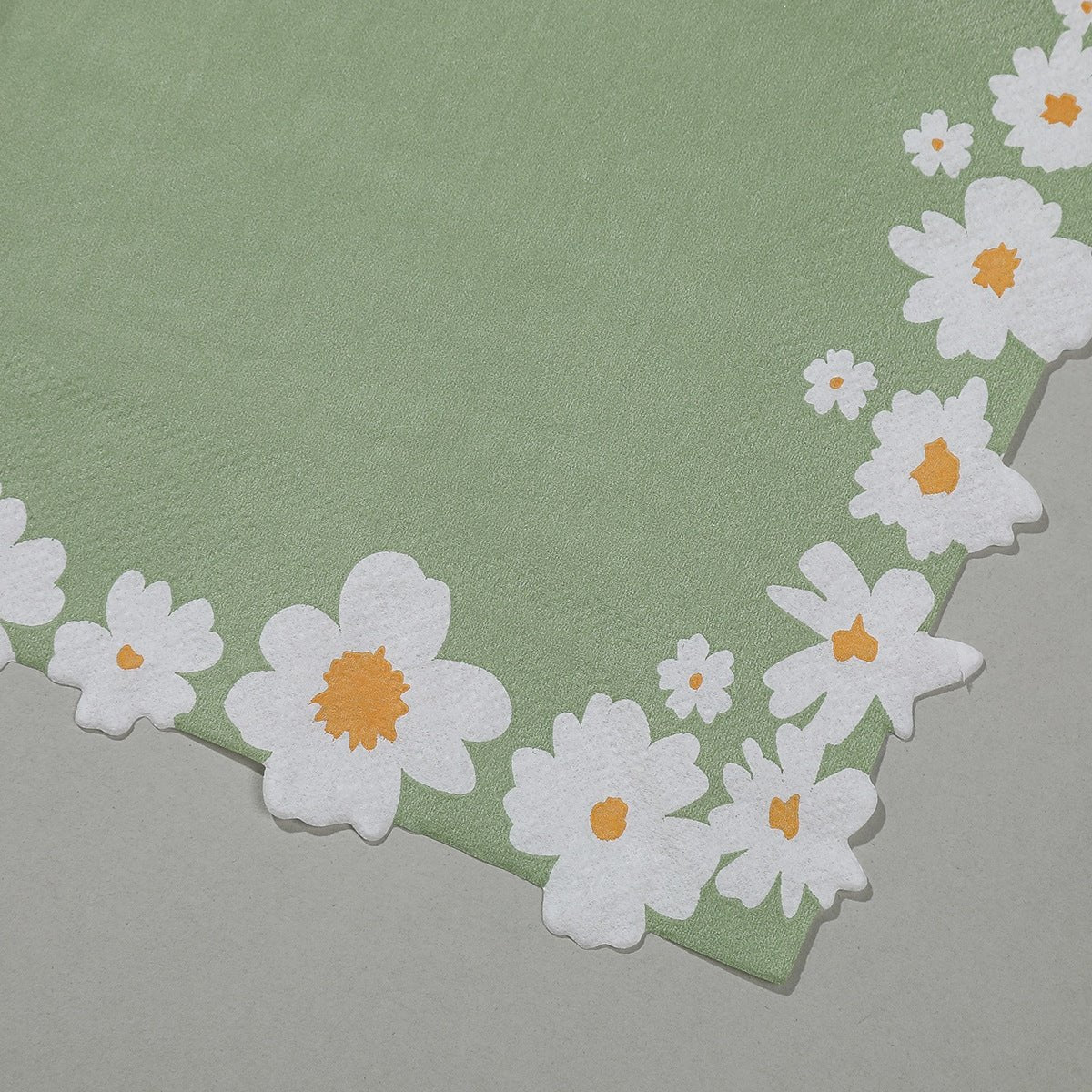 20 Pcs Paper Beverage Napkins 2 Ply Sage Green with Daisy Flower Design 6.5"x6.5" - YauSpark