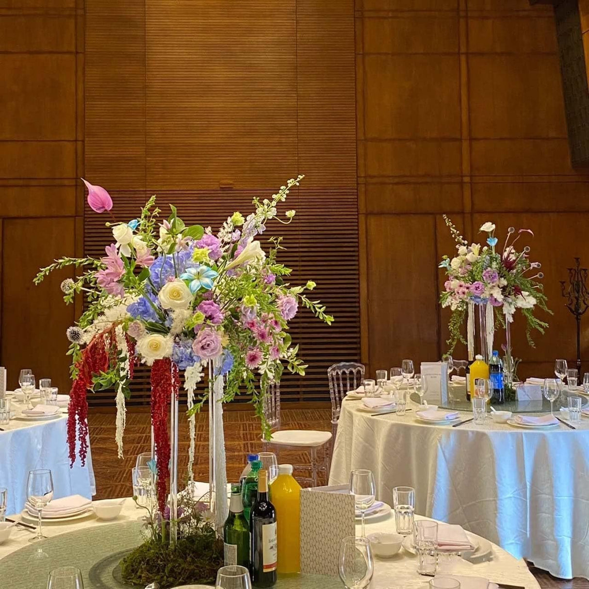 Acrylic Flower Vase Pillar Stand Clear with Square Mirror Base - YauSpark