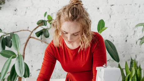How to Sew a Perfect Fitted Tablecloth for Your Table