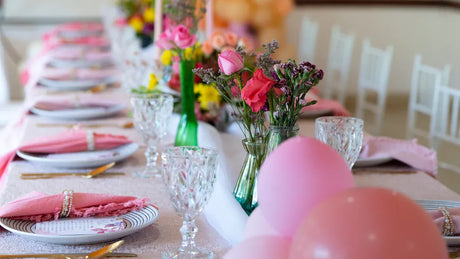 How to Create Eye-Catching Custom Tablecloths for Branding