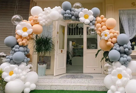 Common types of balloon arches