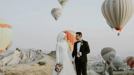 How to Choose the Perfect Wedding Balloon Decor for 2025