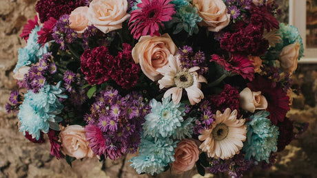 Top 10 Creative Ideas for DIY Wedding Flower Arrangements
