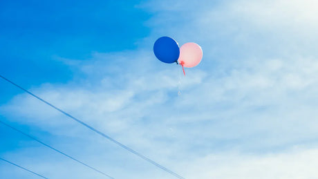 Will latex balloons float without helium?