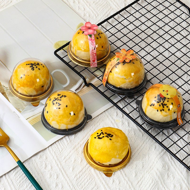 50 Pc Round Dome Design Plastic Cupcake Favor Containers 3" Gold and Clear - YauSpark