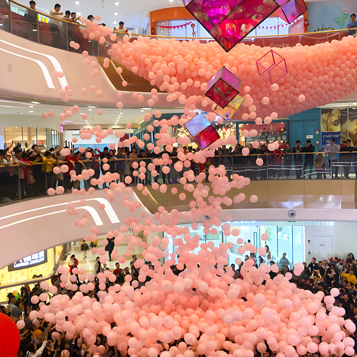 Balloon Release Net With Capacity For 200 Balloons