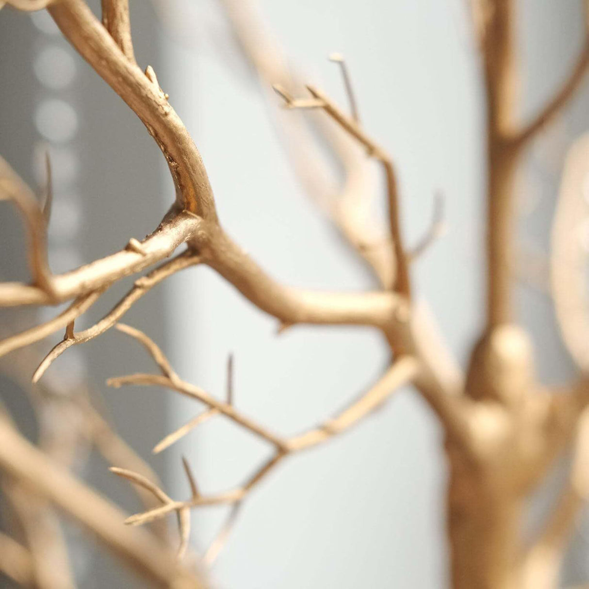Manzanita Tree Centerpiece 34" Gold with 8 Acrylic Bead Chains