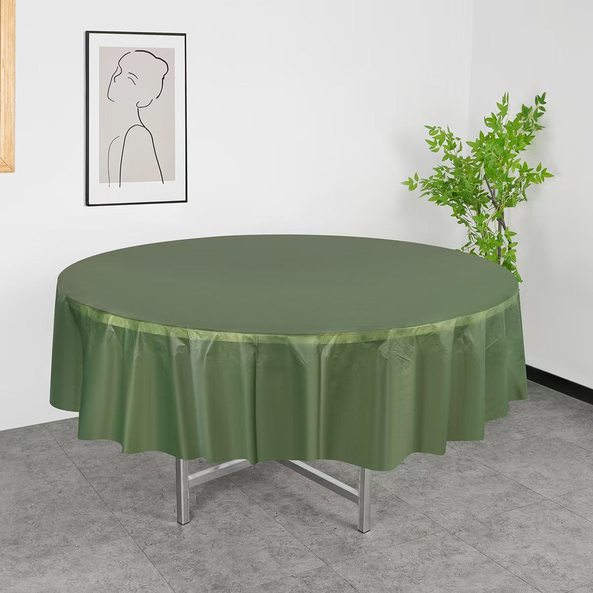 5 Pcs Plastic Table Covers 84" Drak Green Round